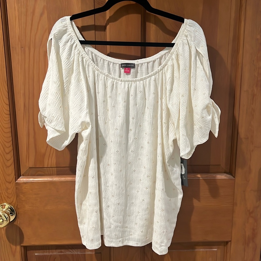 Vince Camuto Short Sleeve Blouse